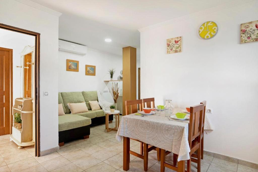 Villa Fornell - Piscina Compartida 콘일데라프론테라 외부 사진